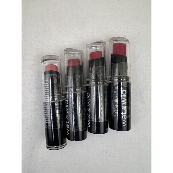 Lot Of 4 Wet n Wild Megalast Lip Color Lipstick #901B‎ #905D #906D #965 Sealed - Picture 1 of 2